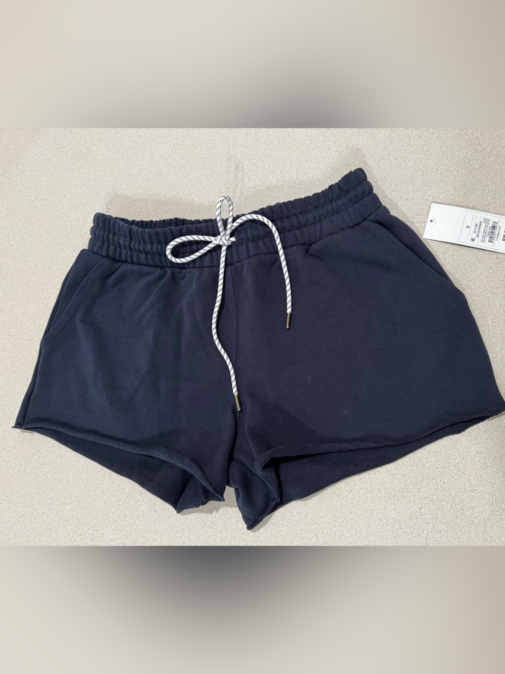 Women’s Navy Drawstring Parke Shorts small